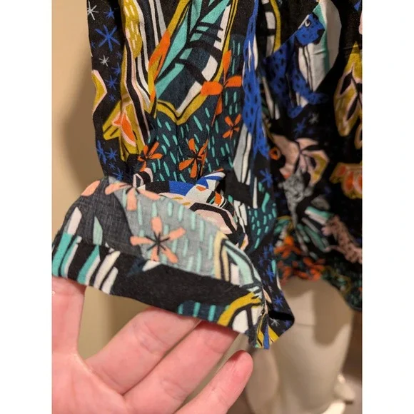 Anthropologie Margaret Jeane Leopard Top Size 6 Buttons 3/4 Sleeves Flaw - Picture 14 of 16